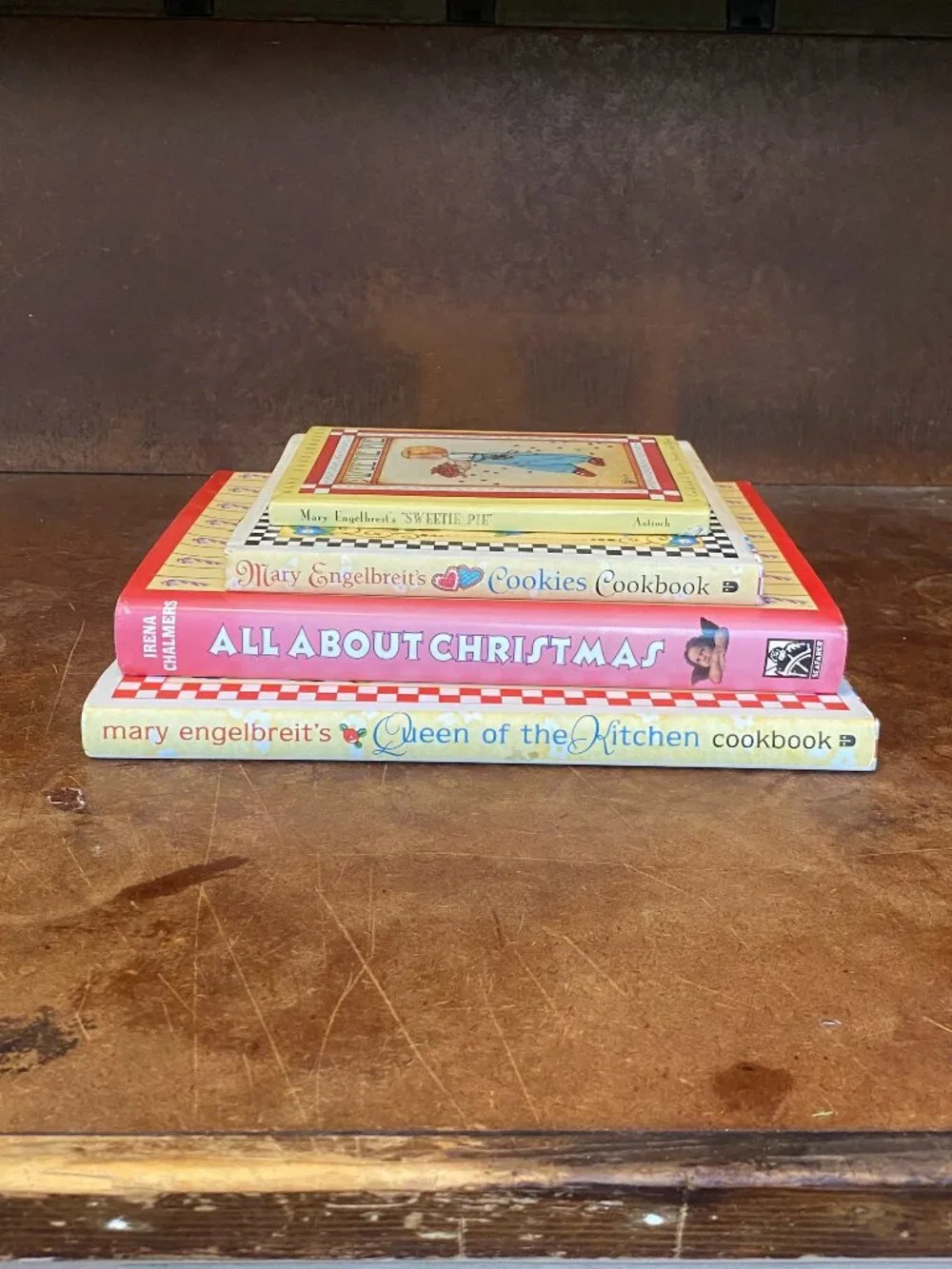 LOT Mary Engelbreit Irena Chambers Books Christmas Cookies Sweetie Pie Cookbook